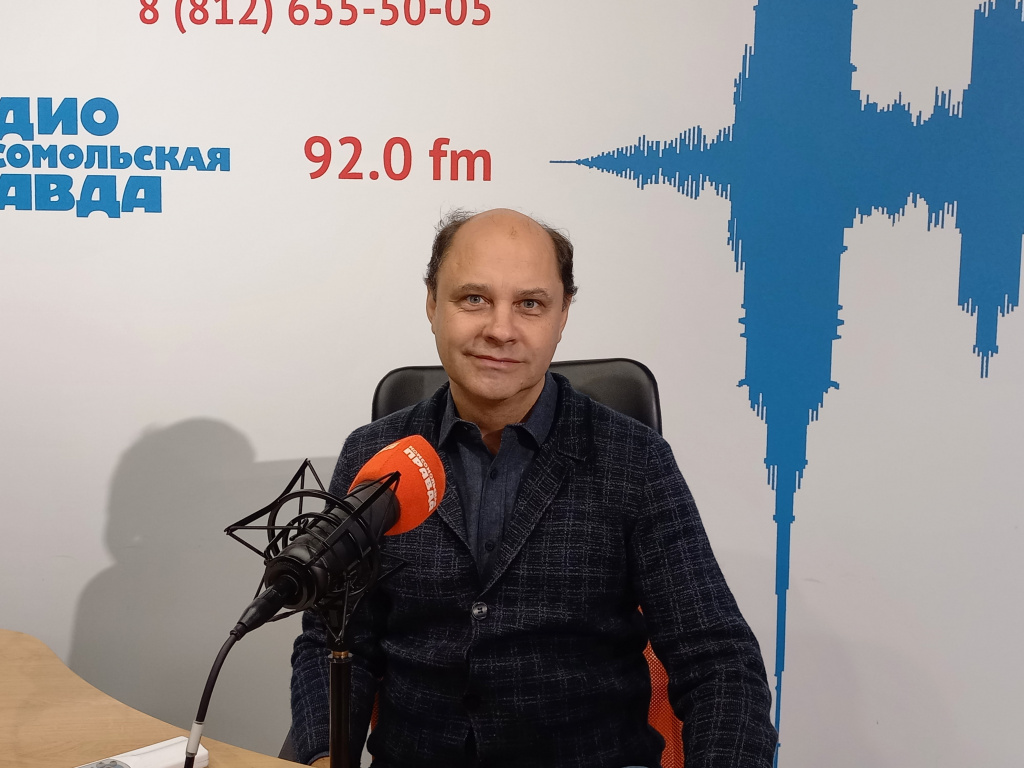 Денис-min.jpg Денис-min.jpg